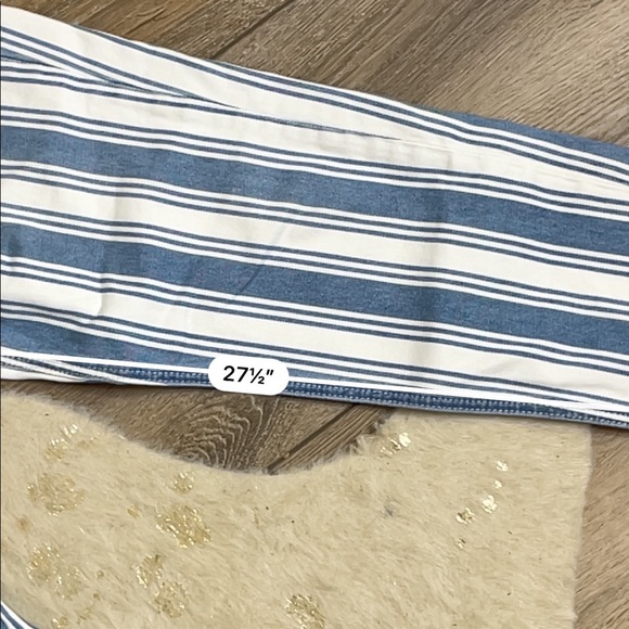 American Eagle striped blue white mom jeans - Picture 6 of 6